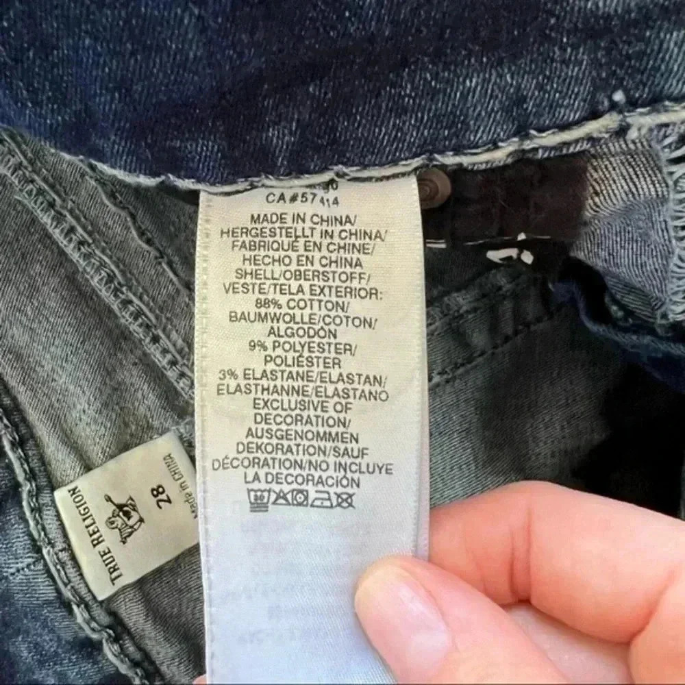 True Religion Men Ricky Straight Flap Super T Relaxed Cut Off Denim shor… - Picture 13 of 15